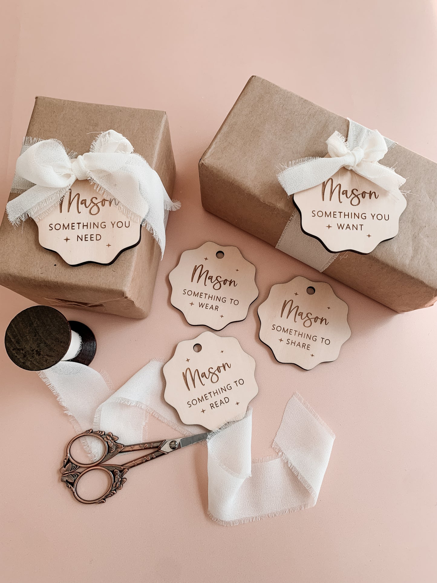 Wavy mindful gift tags