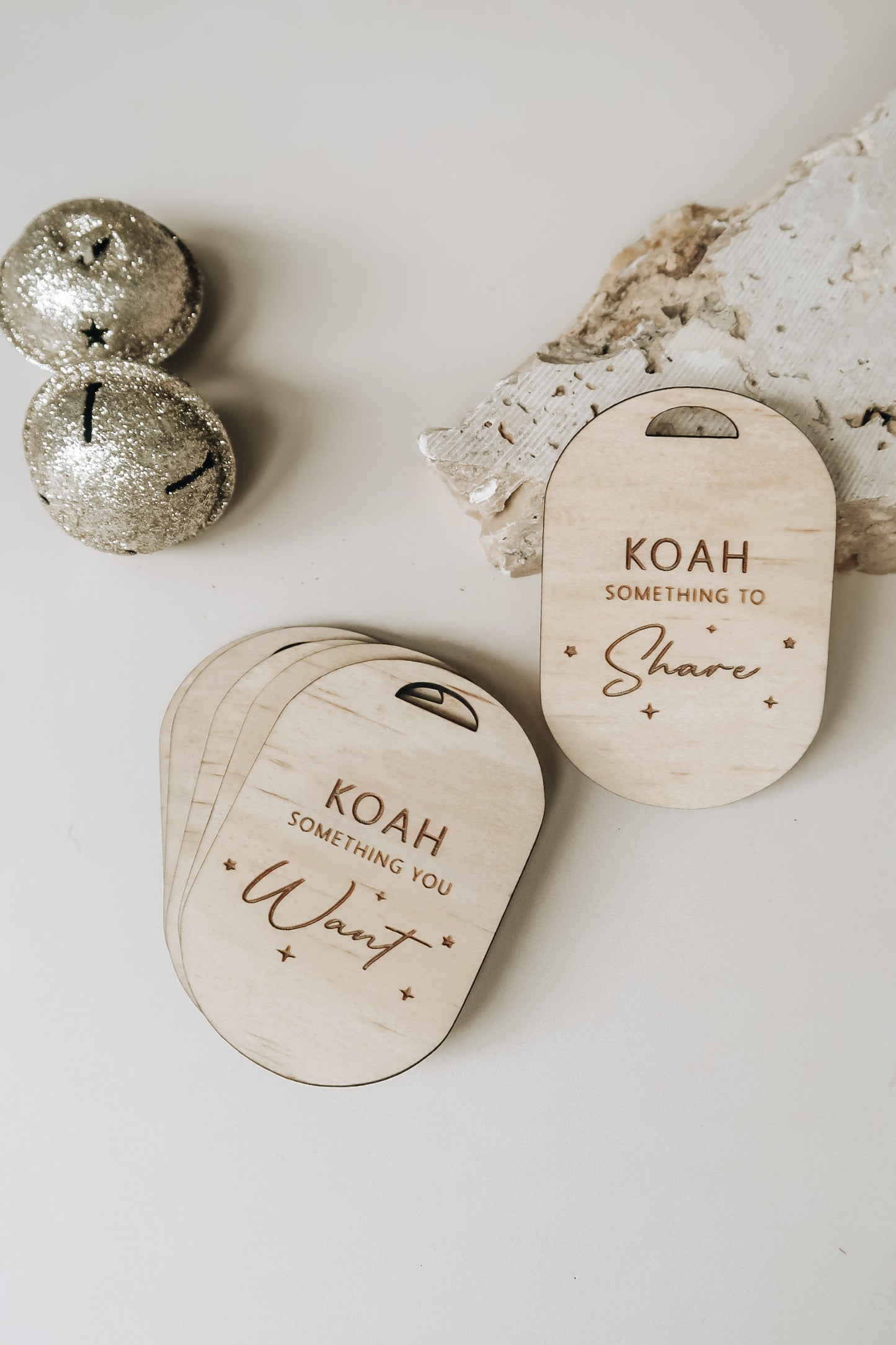 Something to gift tags - oval