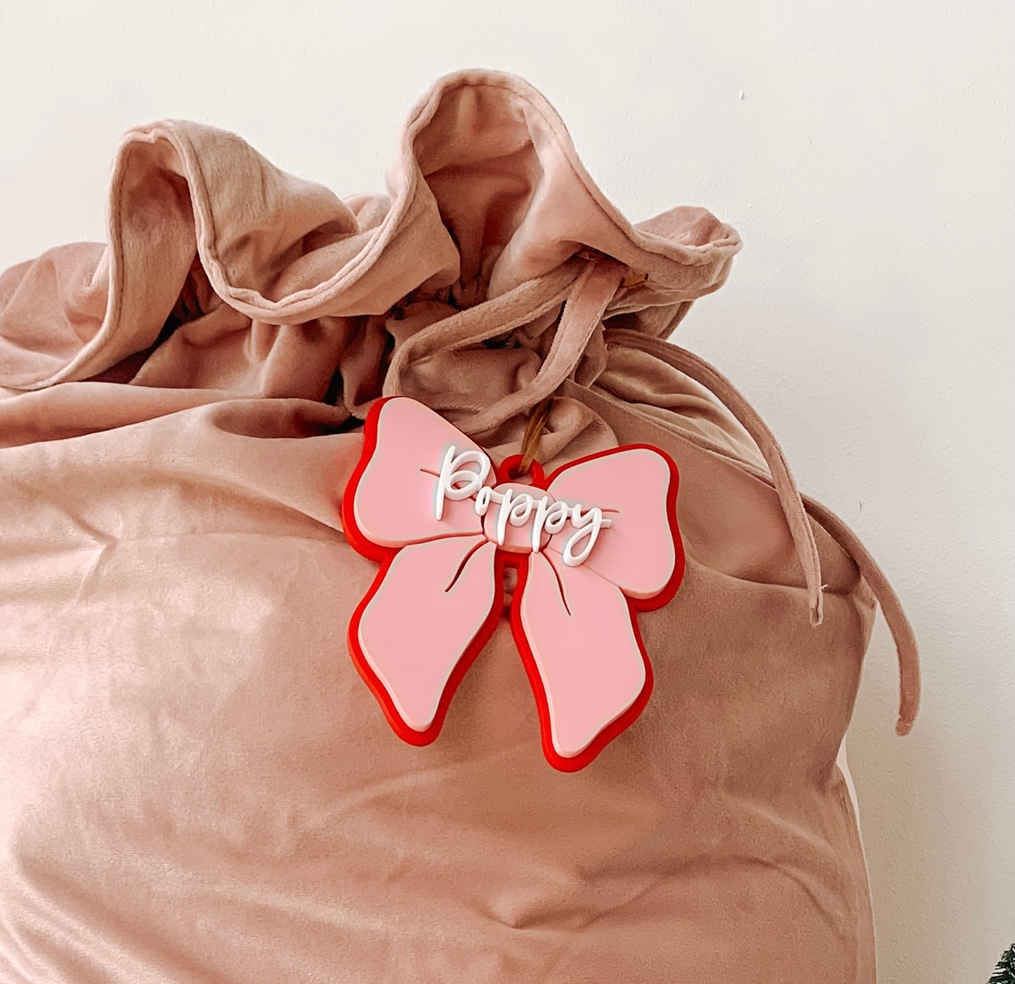 Bow Tag
